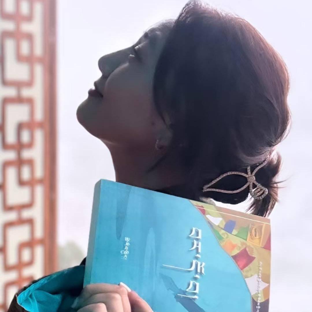 宁都拉（拍婚纱照）