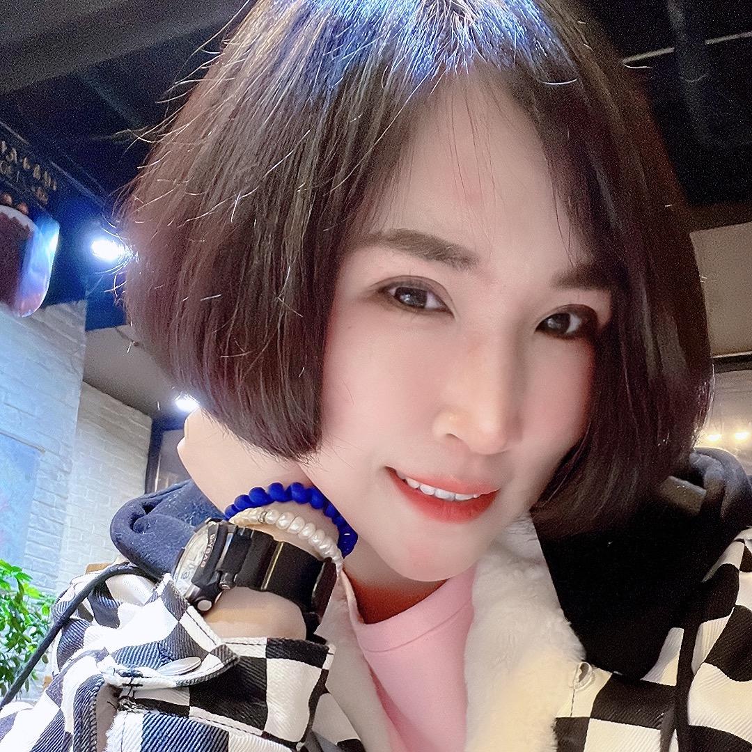 小茗姐👑涵筱洐