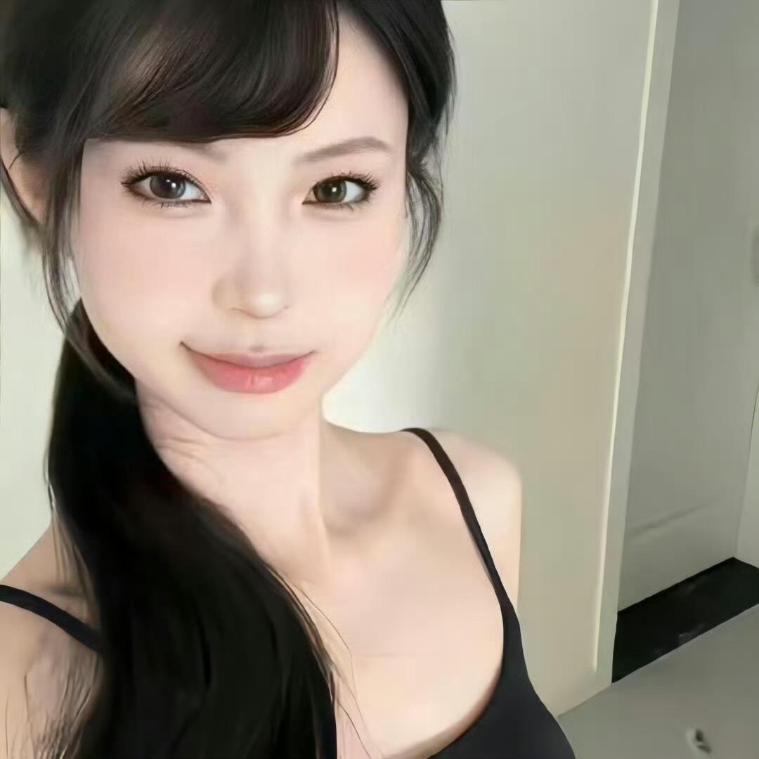 卢卢睡醒了