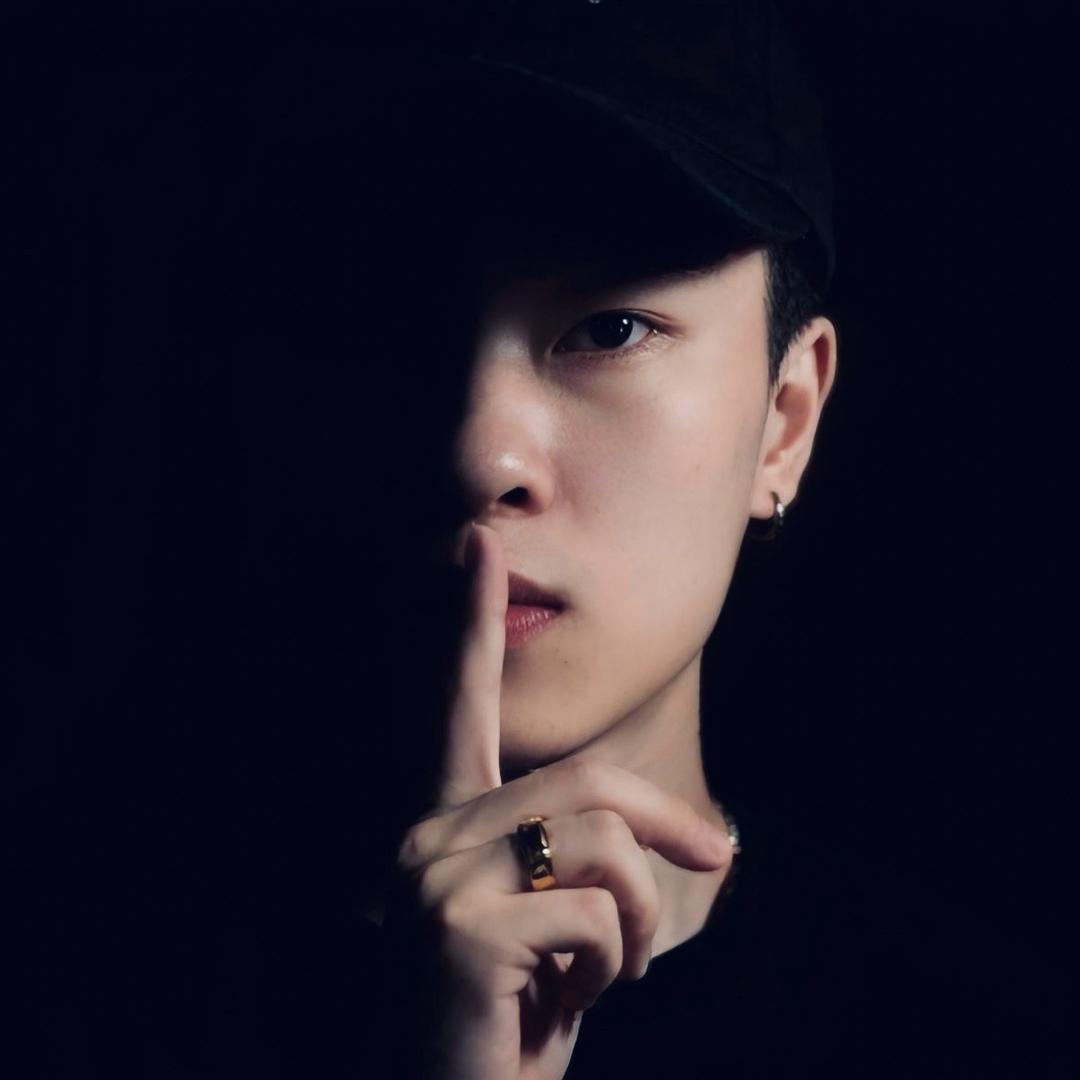 陈昊-/.