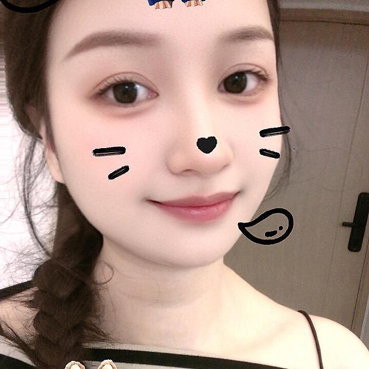 黄哇噻