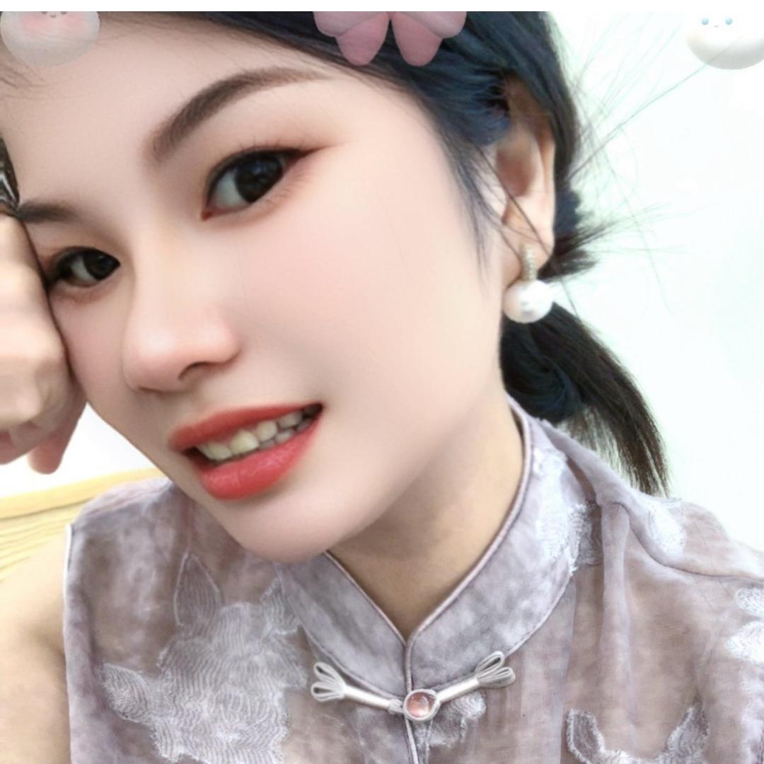陆露🌸