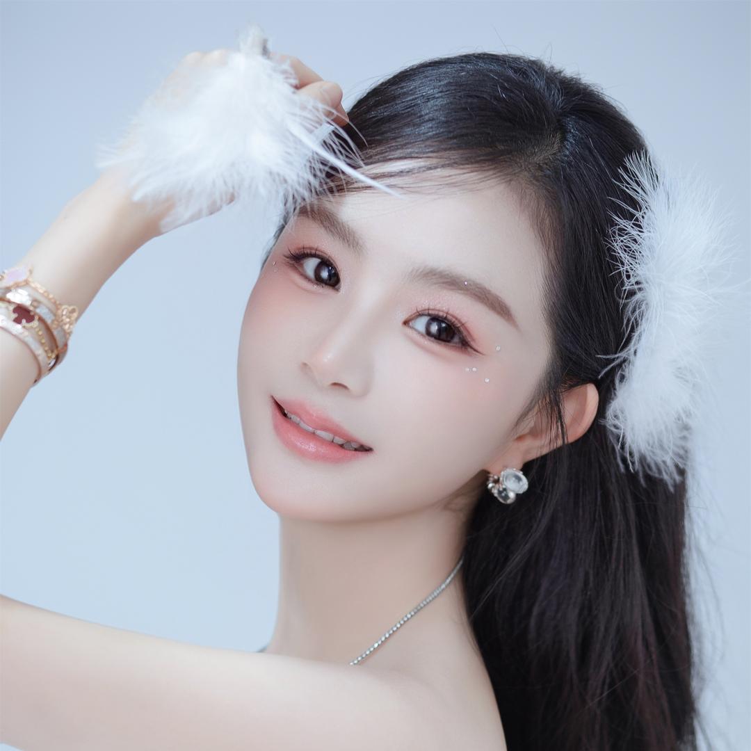 贺七七（新歌：就此别过）