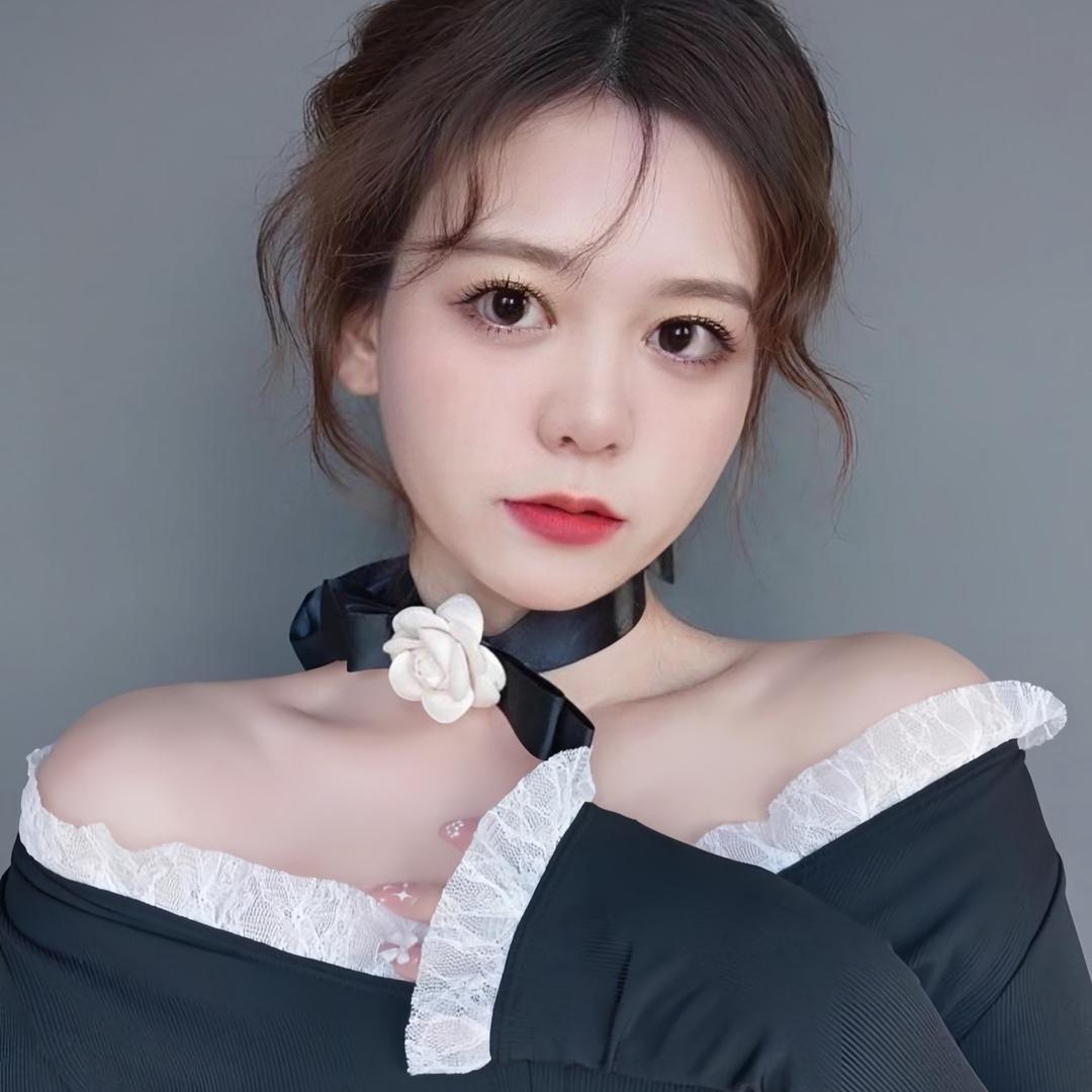 小小静✨