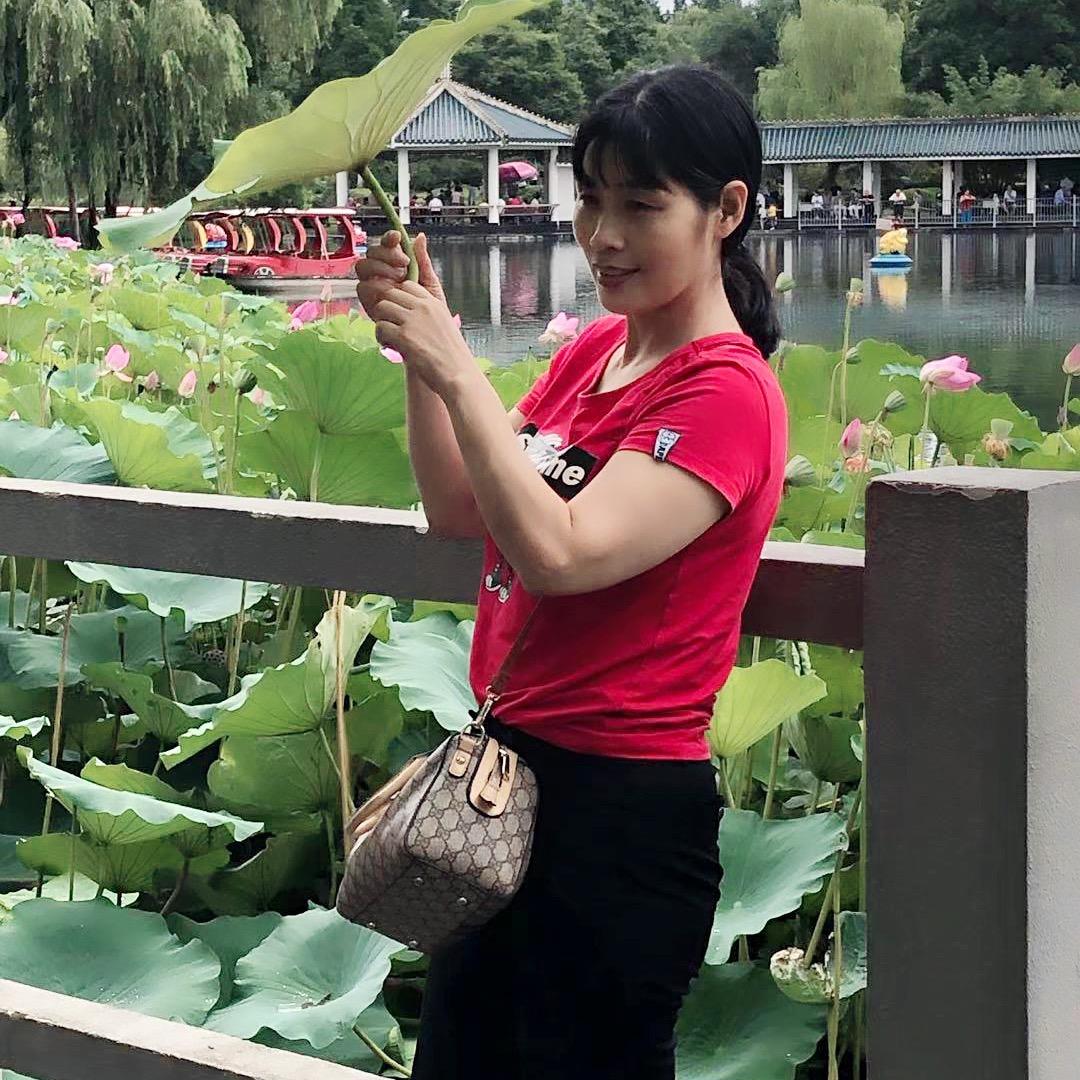 小万房产中介