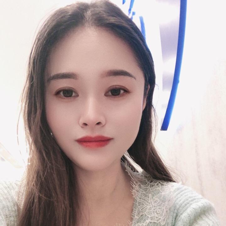 桃桃吖