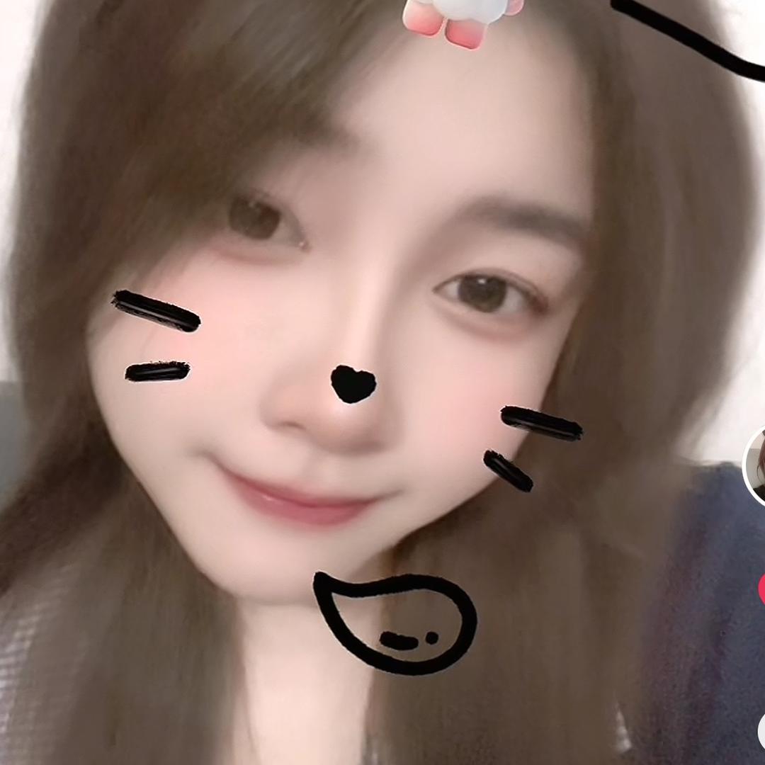 小莫莫