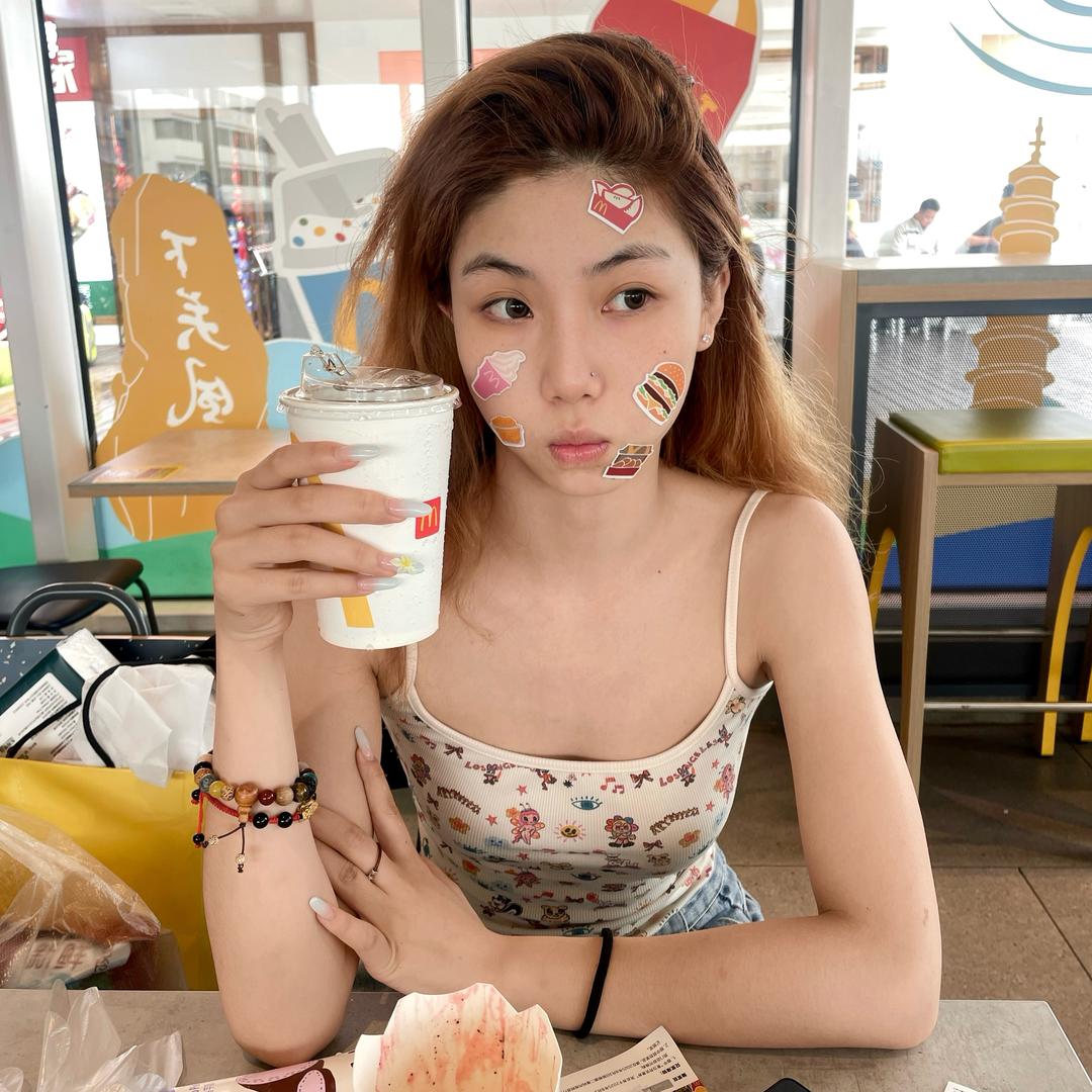 买了一只狗叫宇哥