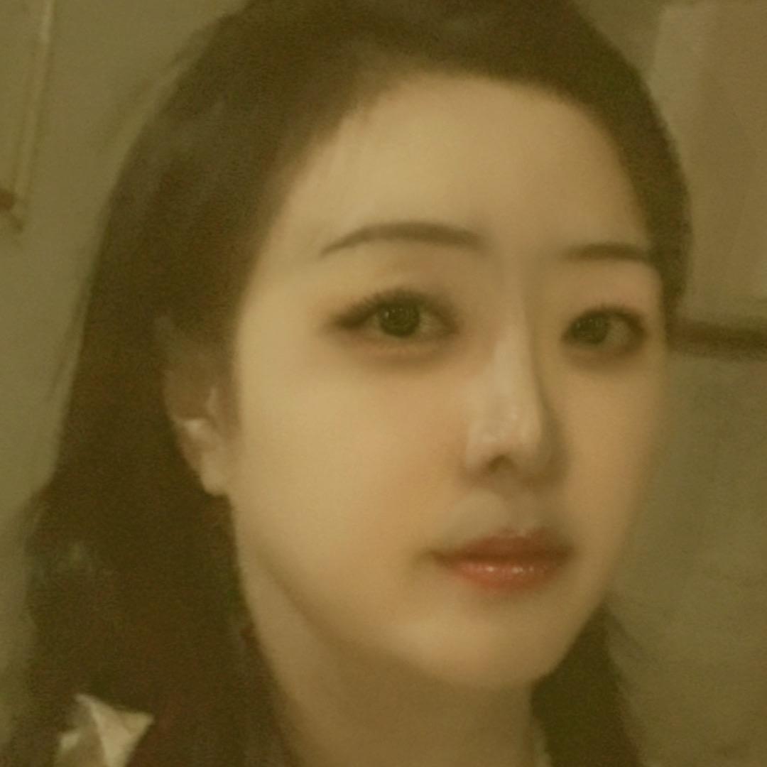 燊燊                🐜