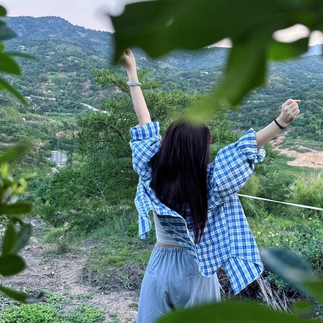 我不爱这无聊人间～