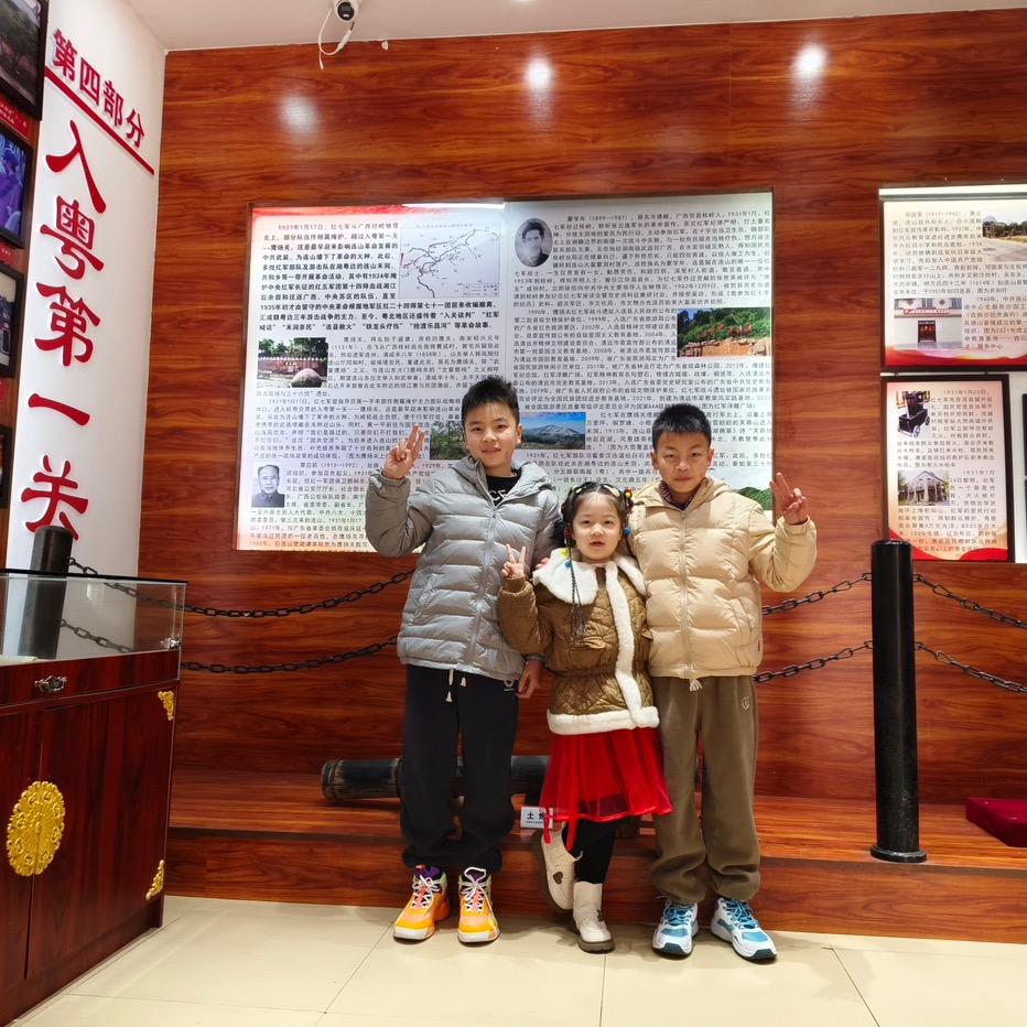 小🇨🇳饭团🐹🐰🐻