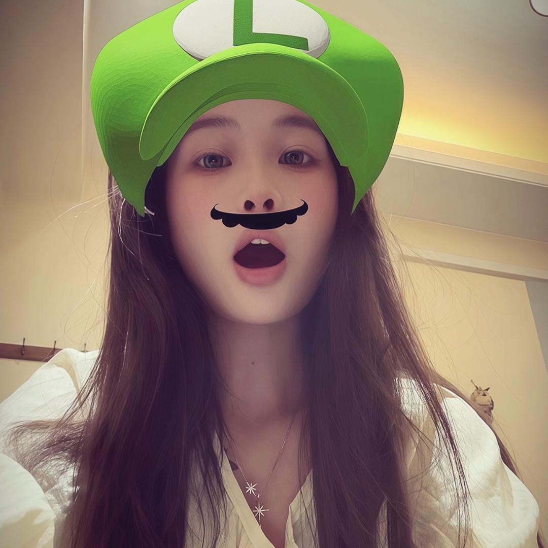 好运滚滚发财鱼