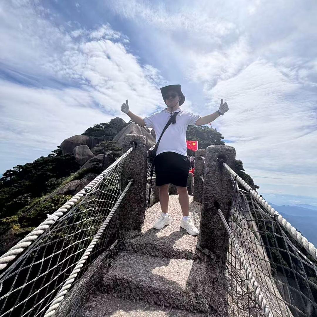 不饰平凡的毛先生