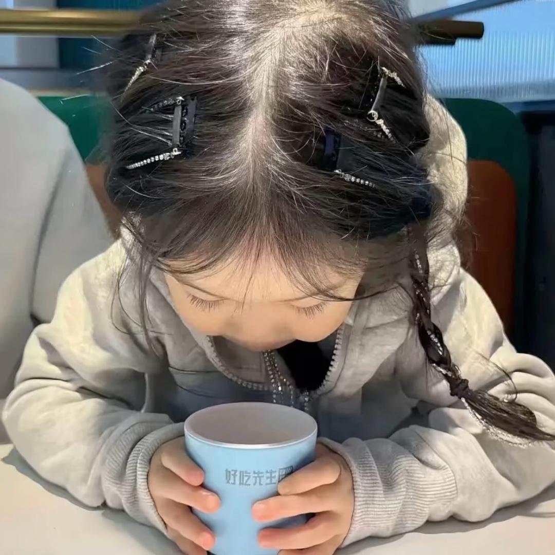 子小小