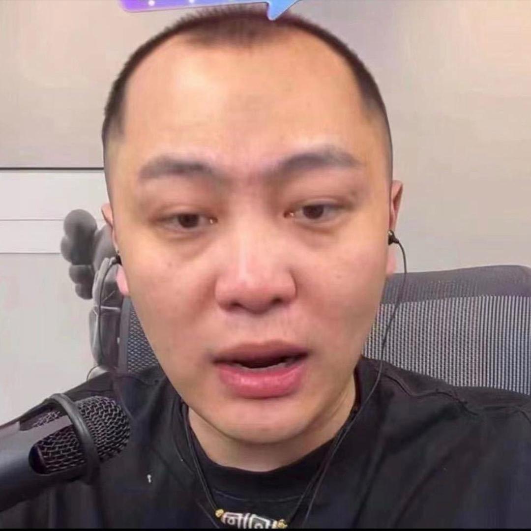 隔壁老王饿爆了