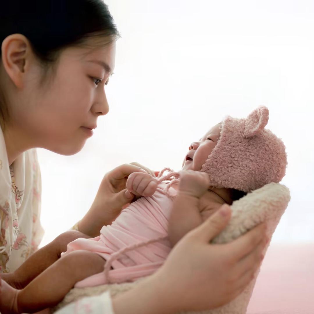 达不刘女士（带娃中）