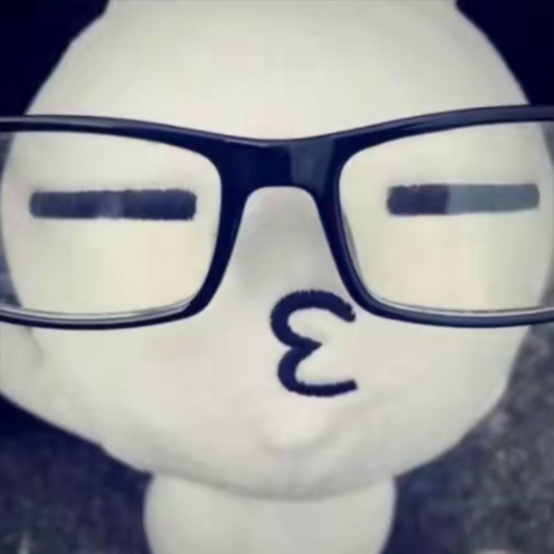 咖啡色