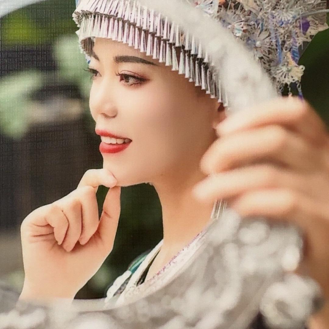 三月麦子