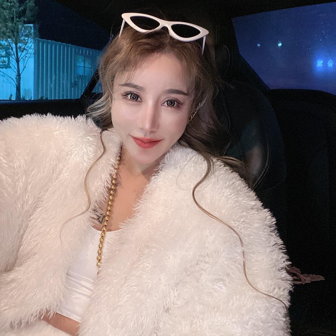 @美娜（发财版）