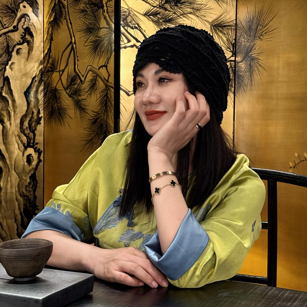 菲菲-新中式老缎工厂店01