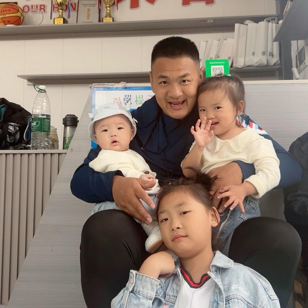 桑植一中最帅男教师🏀