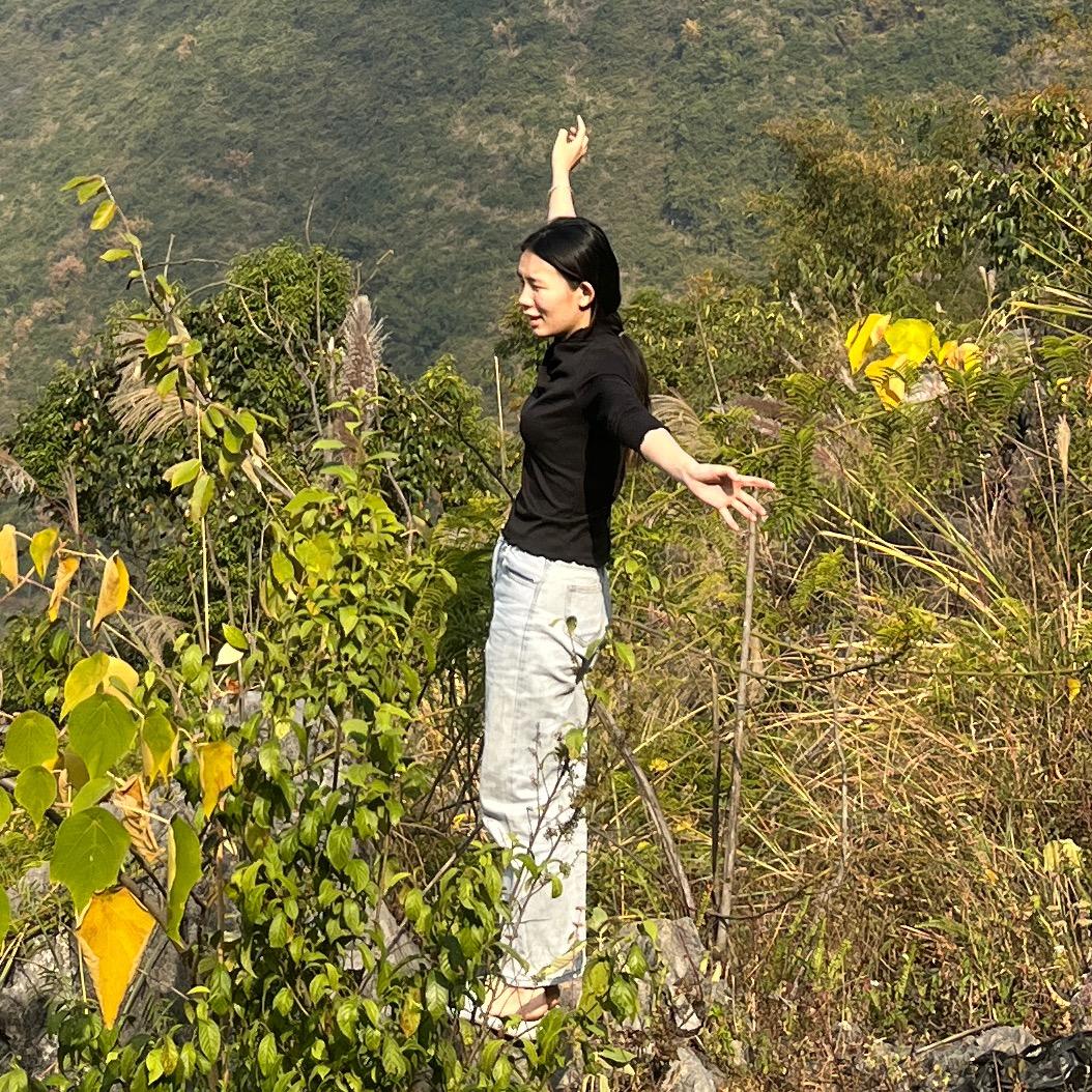 弯弯不弯。