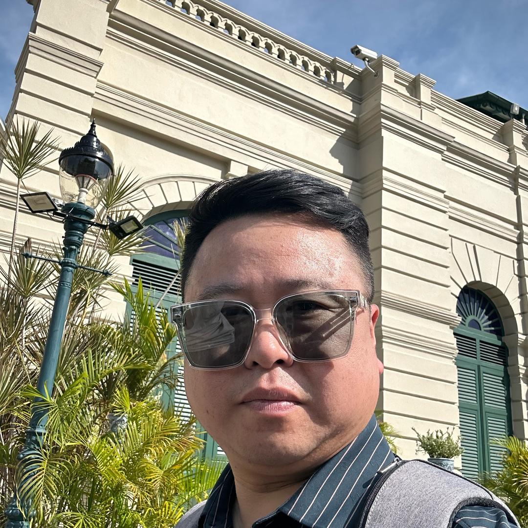 姜小柒轻头疗代理钟老板