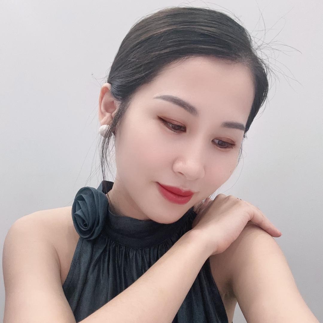 💋蚊 ◌ 𓂂