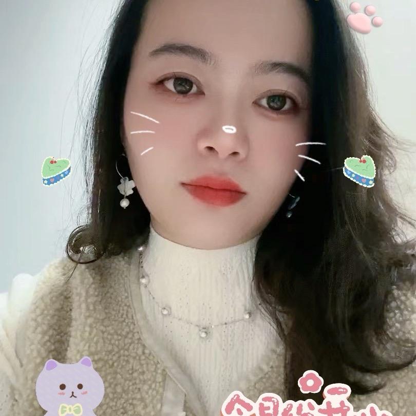 凑电费的主播-静静