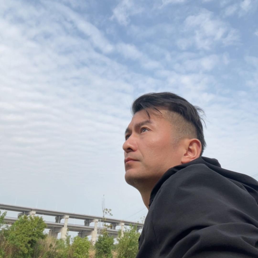 瑞