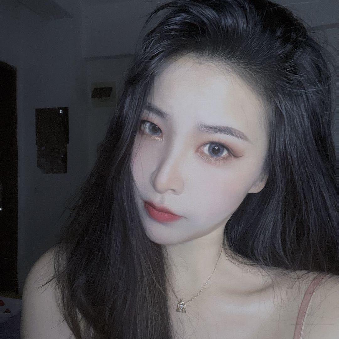 又拽的小姐姐👑