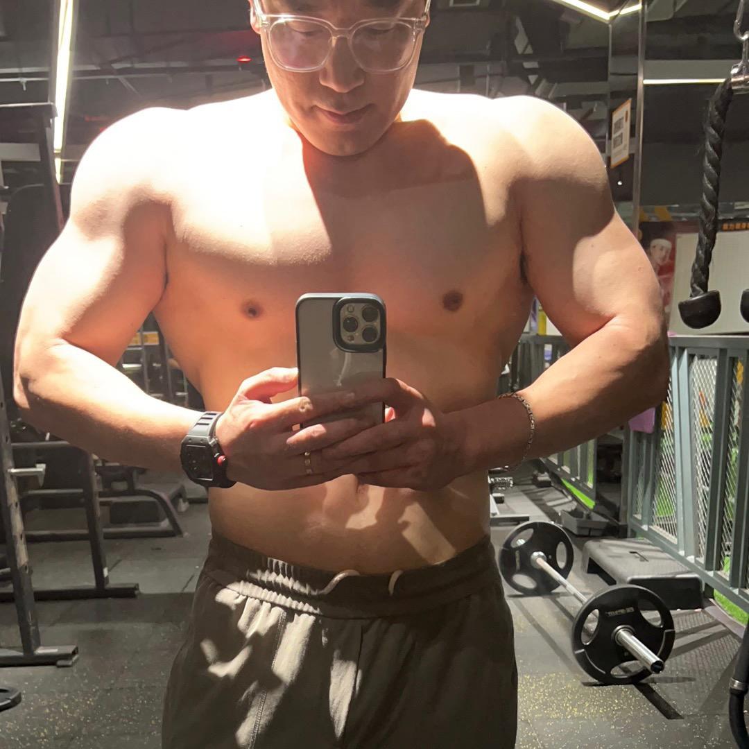 @爱健身&设计师