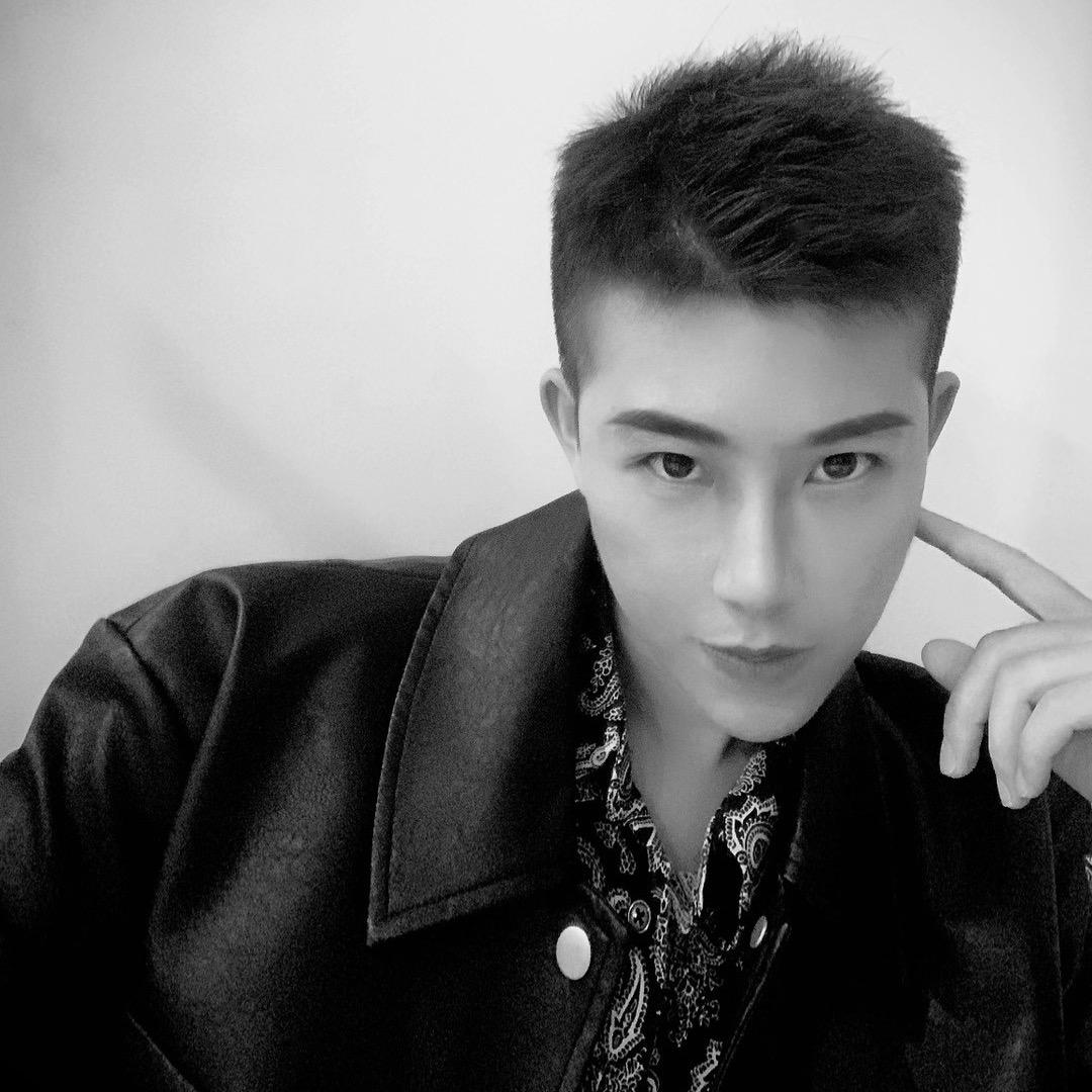 高定明星买手店（1：1原滋原味）