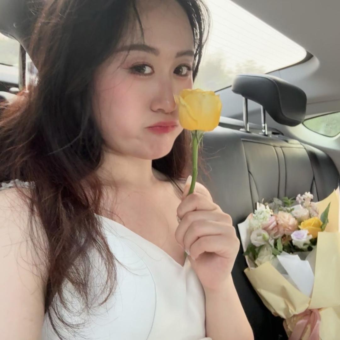 刘亿点甜🍧(热爱修仙版)