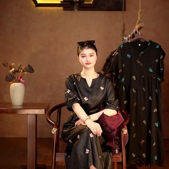 洛婉儿原创女装