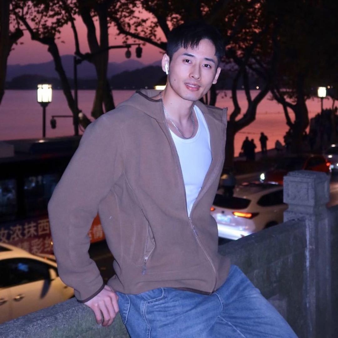 大圣脚踏实地