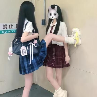 说话太烫嘴御姐版