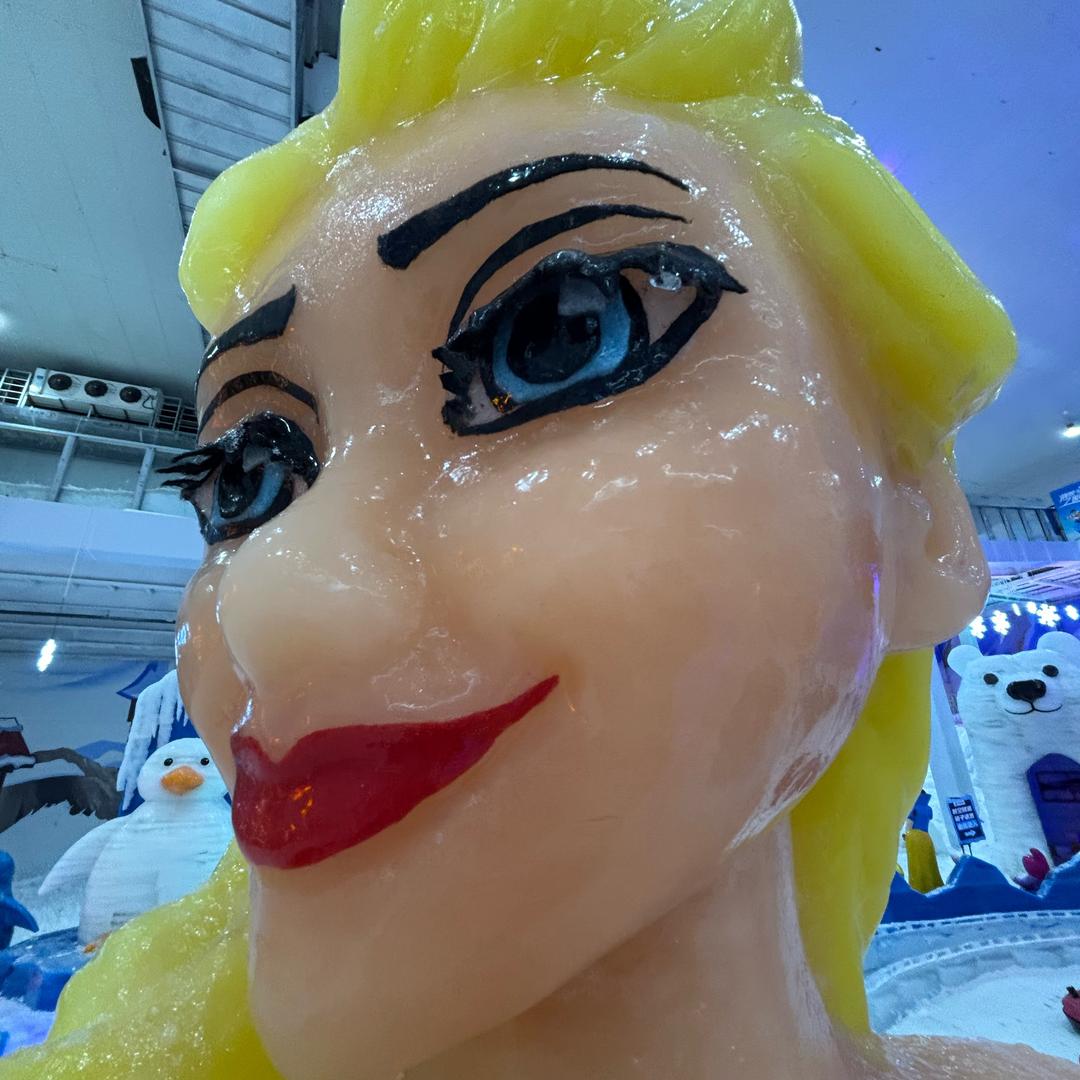 练就饱满苹果肌