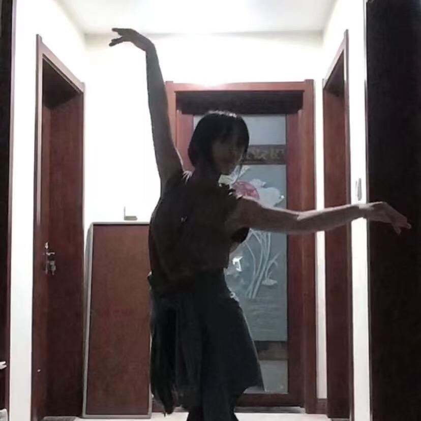 ➕妮