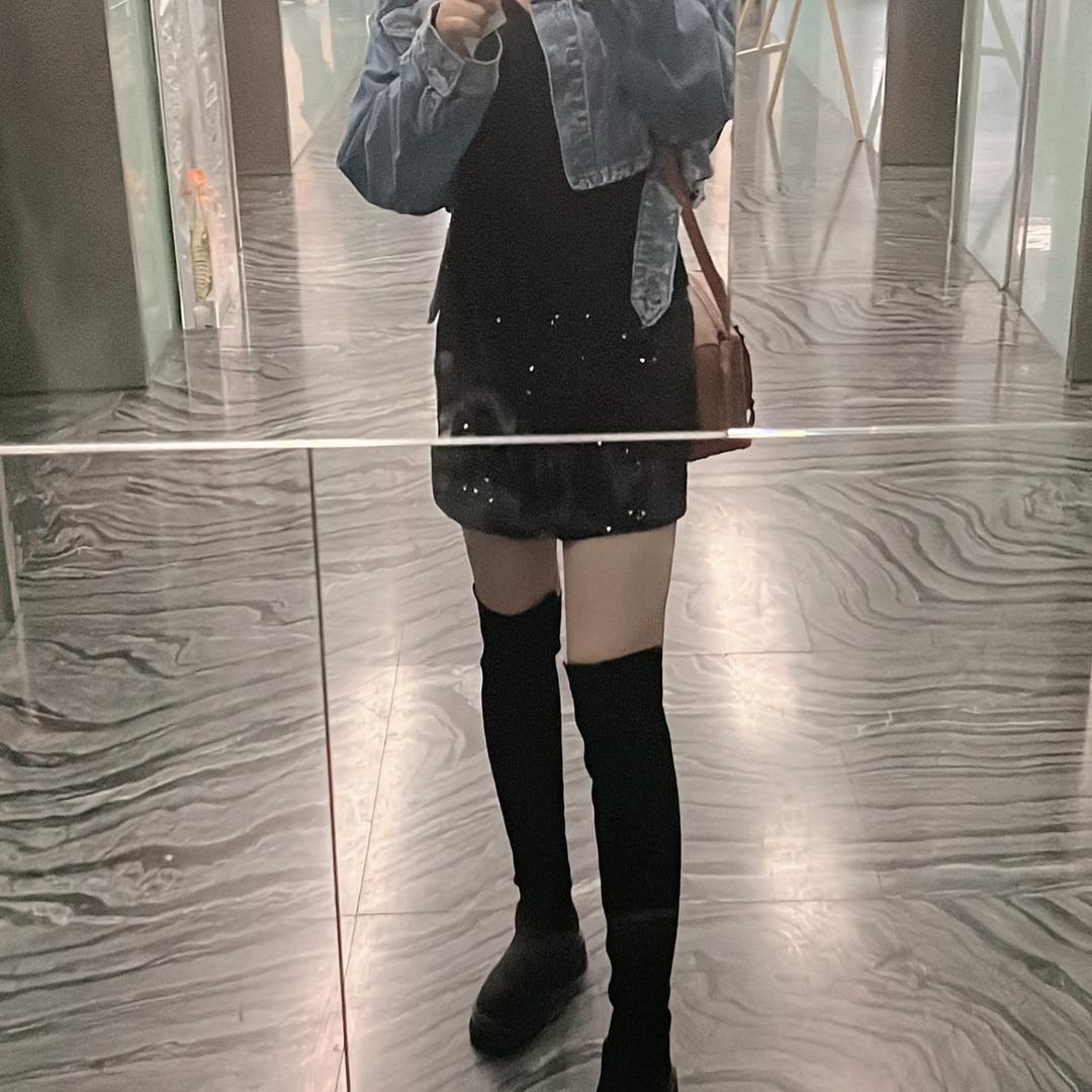 表面正常的疯丫头