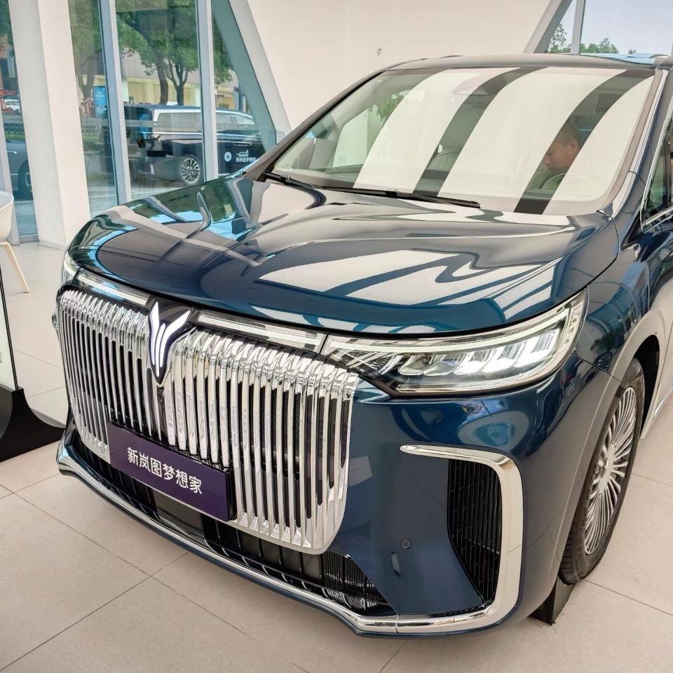 商务网约车老张