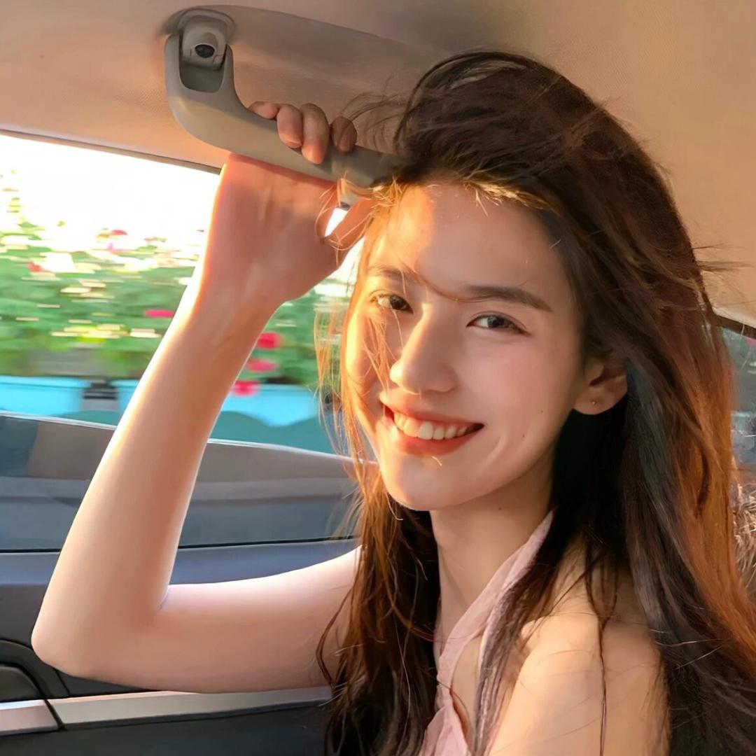 玲玲很爱吃