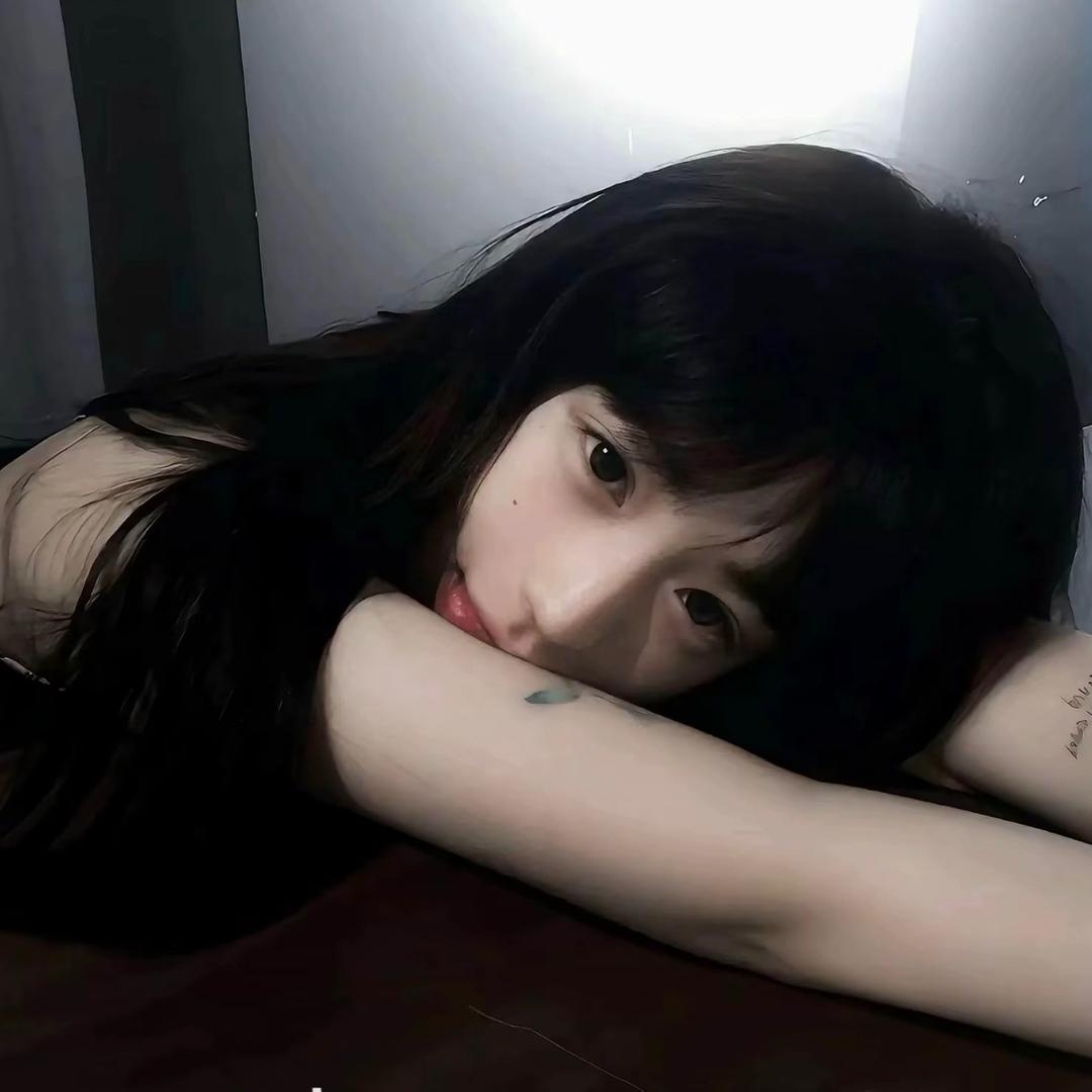 忧郁媛