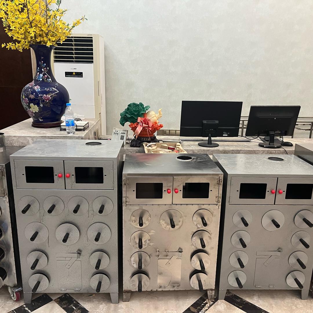 述航甄选地瓜机机械铺