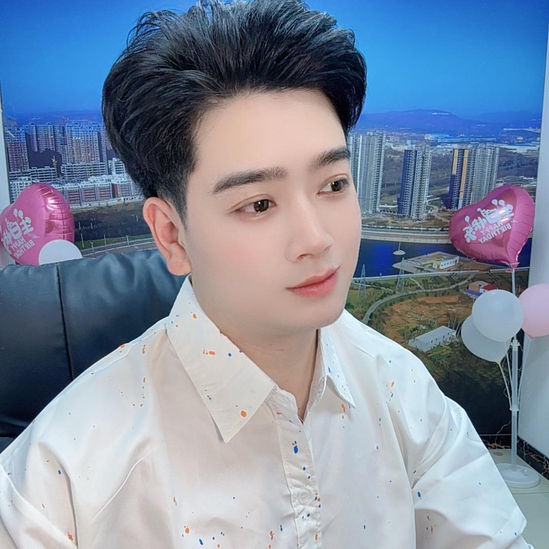 🌊杨洋『滨锅传媒副总裁』👑