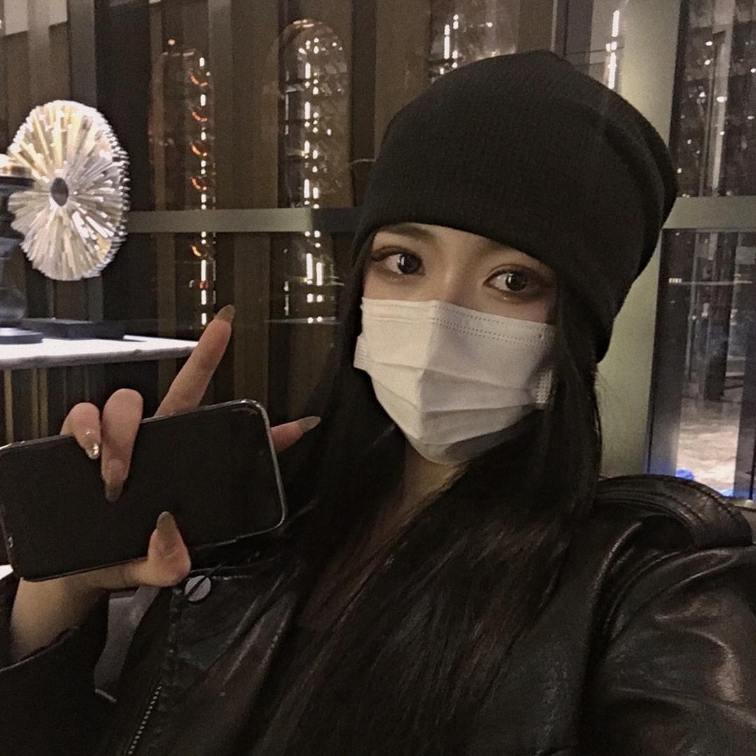 大闻闻服饰