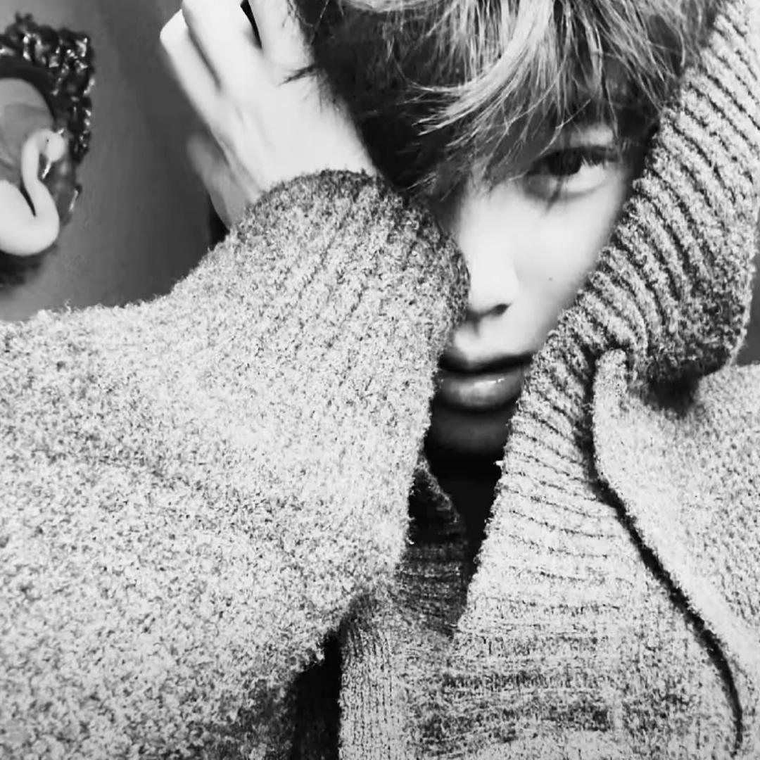 𝑺𝑬𝑽𝑬𝑵（✂️）