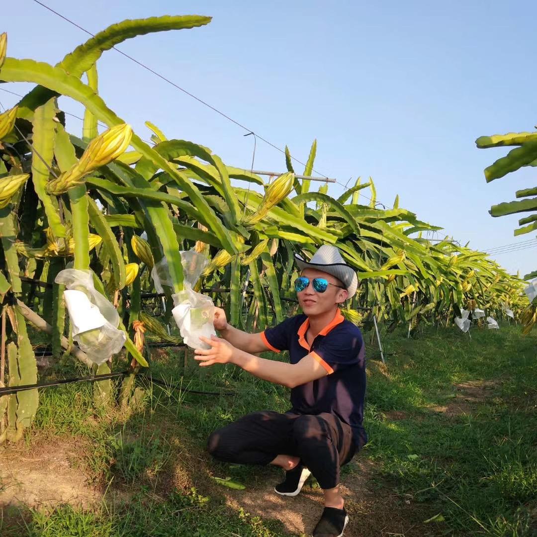 雨露空间嘉兴-老黑