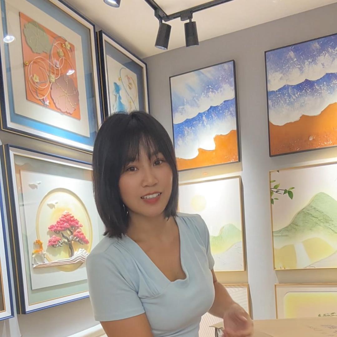 小雪在桂林做装饰画8年