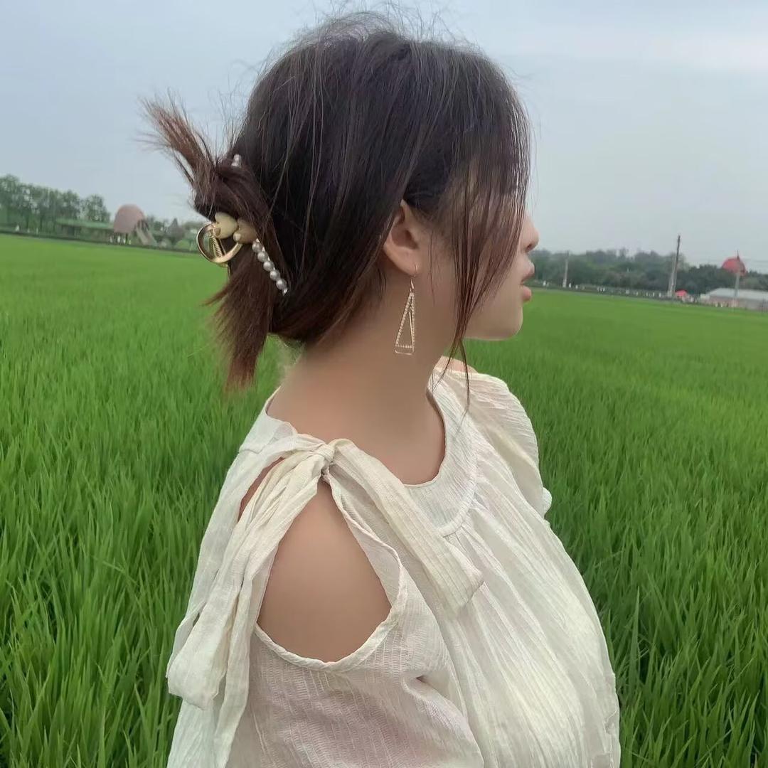生活虐我千百遍，我待生活如初恋